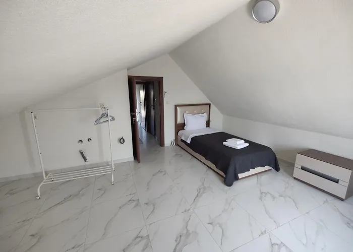 Cassiopeia Villa