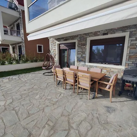 Cassiopeia Вилла Никити